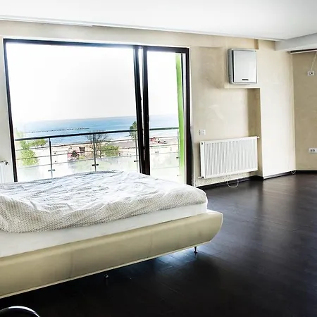 Penthouse Mamaia Apartment *