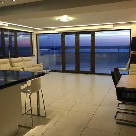 Penthouse Mamaia *
